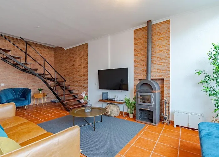 Oasis House